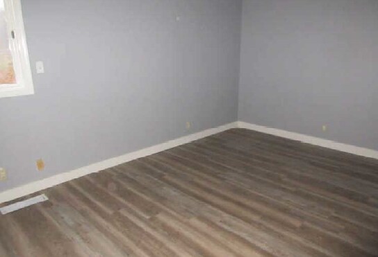 Building Photo - 639 Dunn Cir