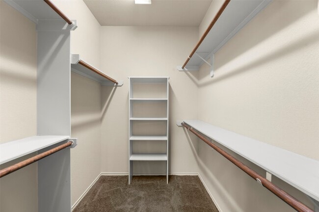 Building Photo - 19735 Crossfalls Ln