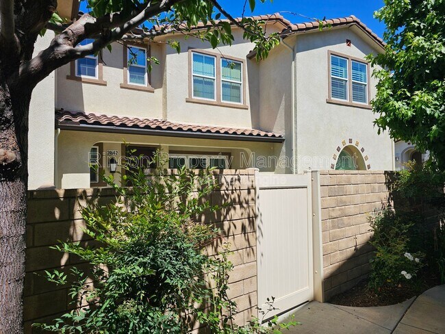 Building Photo - 2464- Blossom Ridge Ct