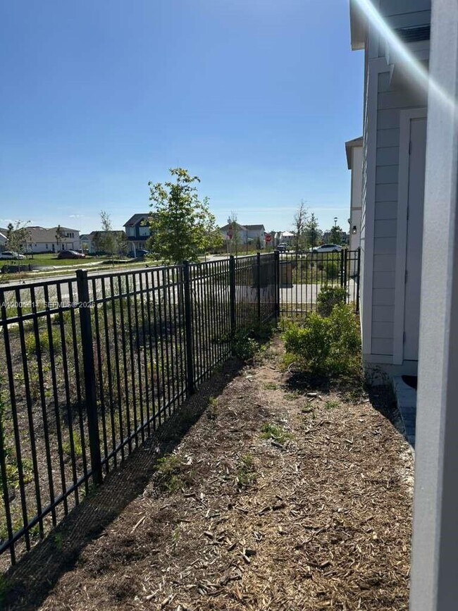 Building Photo - 2952 Embark Trl