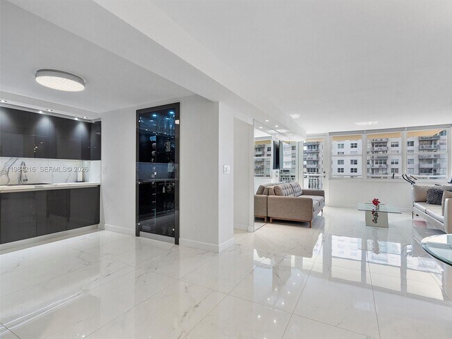 Building Photo - 251 174th St