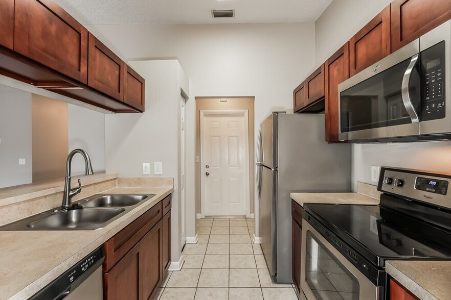 Building Photo - 4059 Forecast Dr