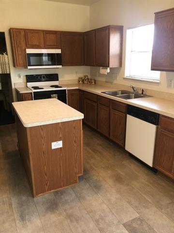 Building Photo - 716 Kristi Ln