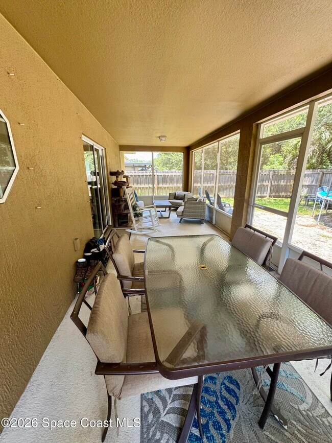 Building Photo - 3850 Aria Dr