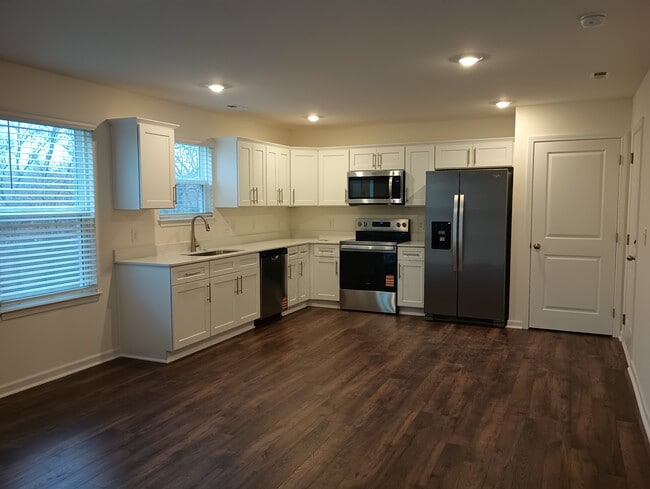 Building Photo - 1144 Aspen Ter