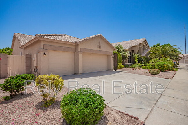 Building Photo - 3447 W Via Montoya Dr