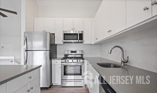 Building Photo - 1406 Spruce Hills Dr