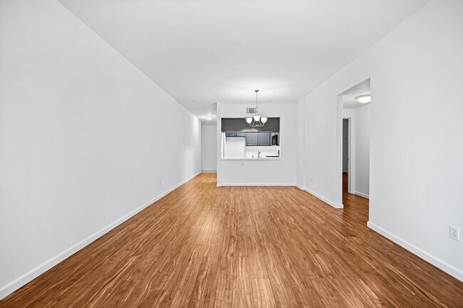 Building Photo - 4620 Vista Del Monte Ave