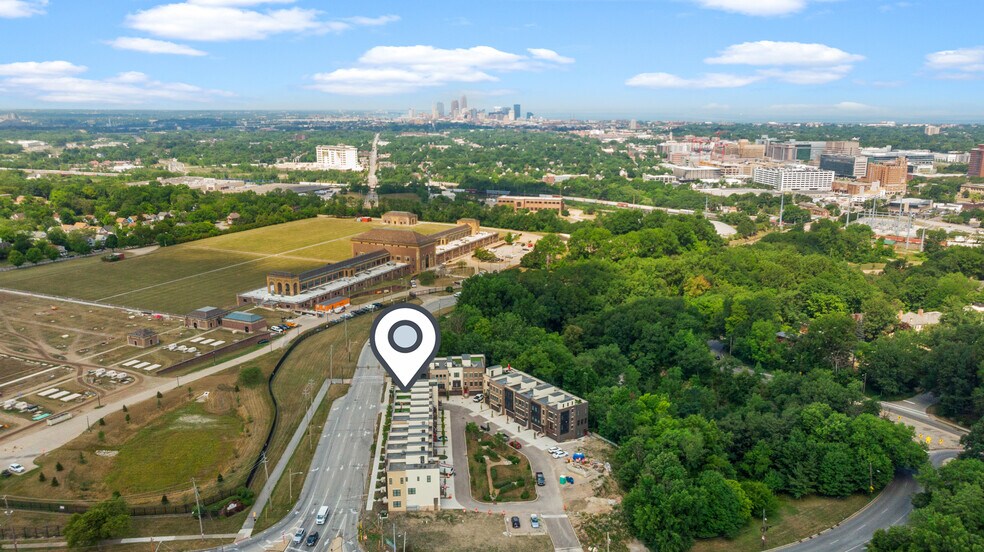 Building Photo - 11206 N Park Pl
