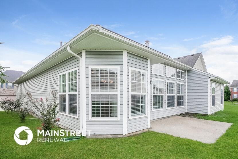 Building Photo - 11502 Top Walnut Loop