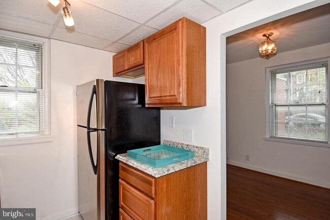 Building Photo - 2829 S Abingdon St