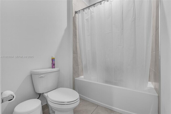 Building Photo - 4363 NW 81st Ave