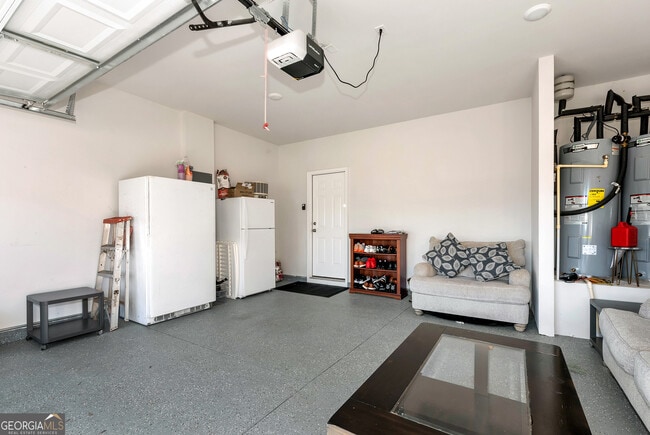 Building Photo - 6968 Manchester Dr