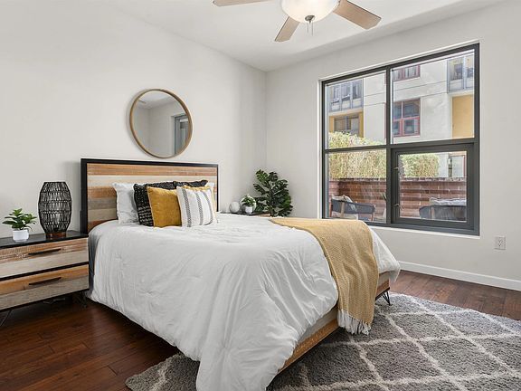 Building Photo - 1150 J St