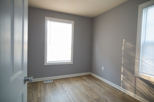 Building Photo - 9081 Bonham Cir