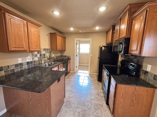 Building Photo - READY NOW! Your Future Home in Clabber Creek! Lawn Maintenance Included!