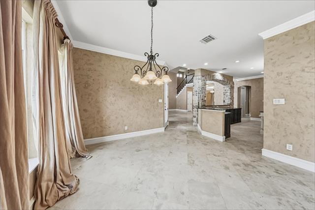 Building Photo - 129 Acorn Ln