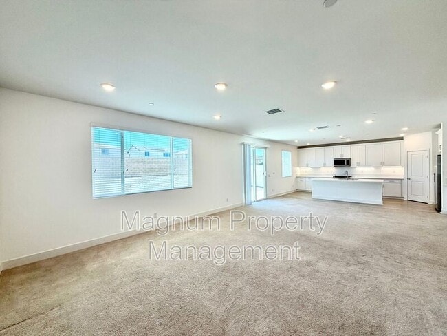 Building Photo - 34390 Coconut Cir