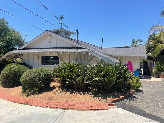 Building Photo - 1706 Grandview St