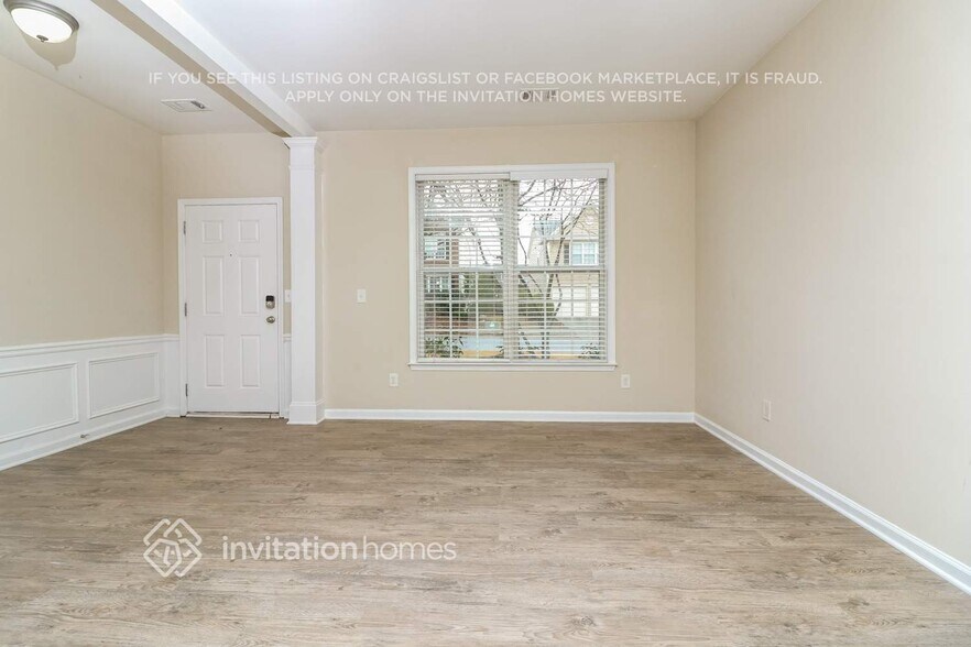 Building Photo - 544 Watercress Dr