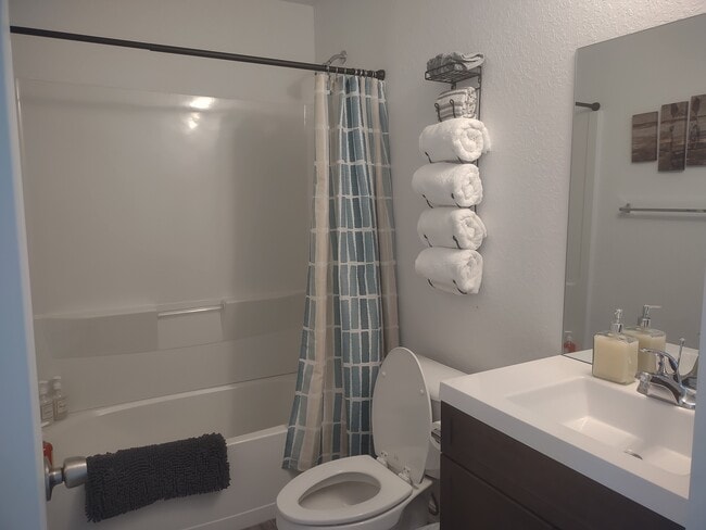 Building Photo - 2082 SW 142nd Ct