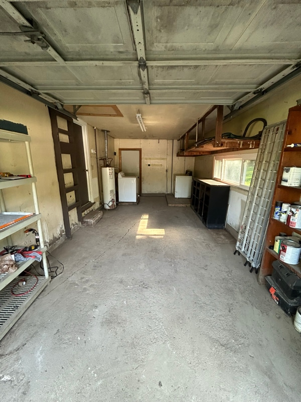 Building Photo - 2121 W Wedington Dr