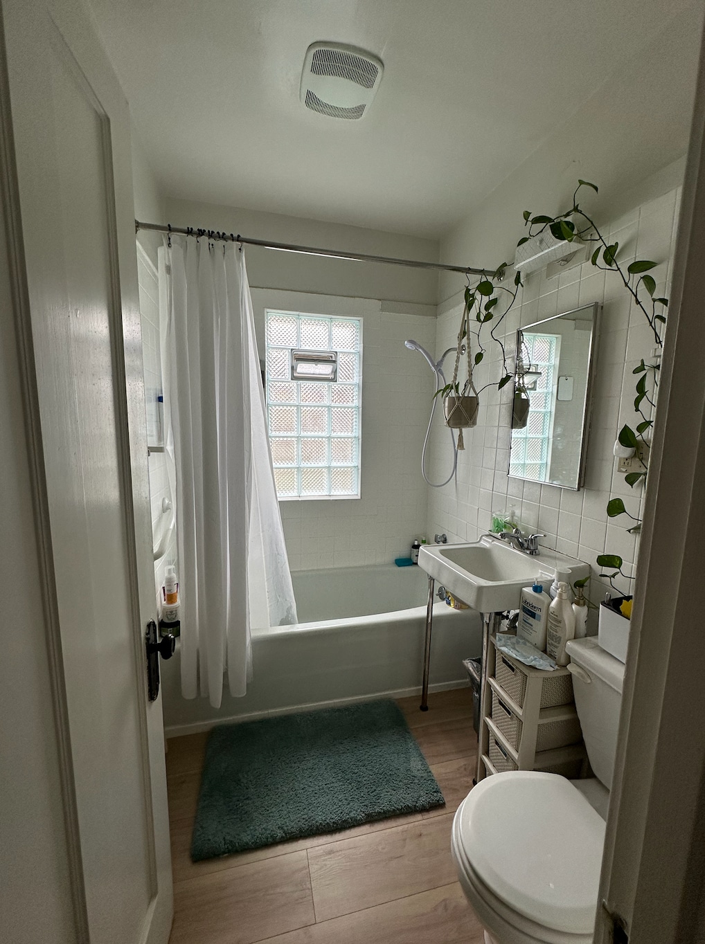 Bathroom - 1552 S 58th St
