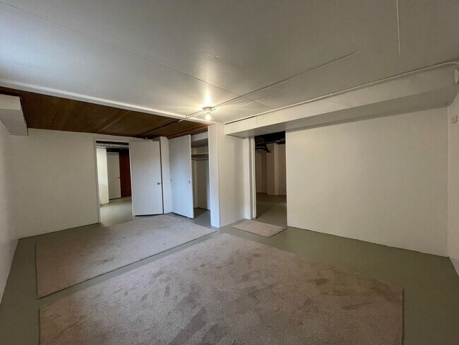 Building Photo - Exceptional Living Within Montavilla 2 Bed...