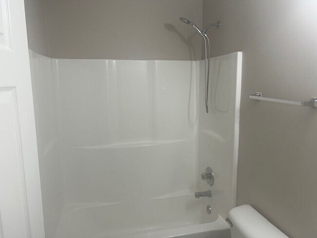 Building Photo - 822 Oak Arbor Ct