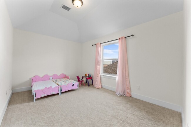 Building Photo - 1360 Chisos Wy