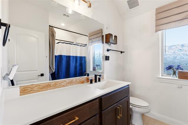 Building Photo - 3201 Casablanca St