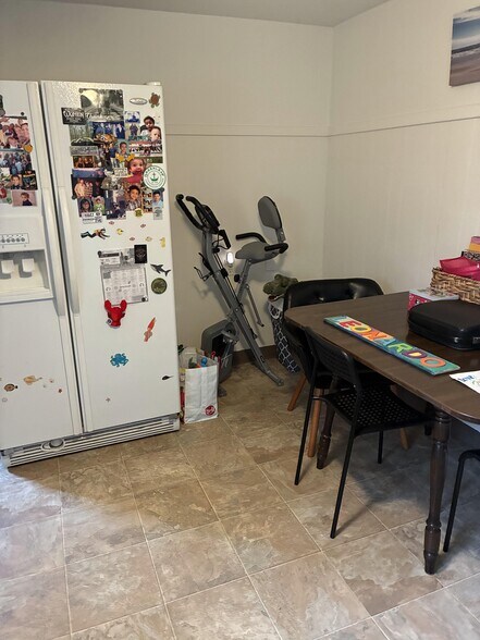 Eat-in Kitchen - 108 Beachmont Ave