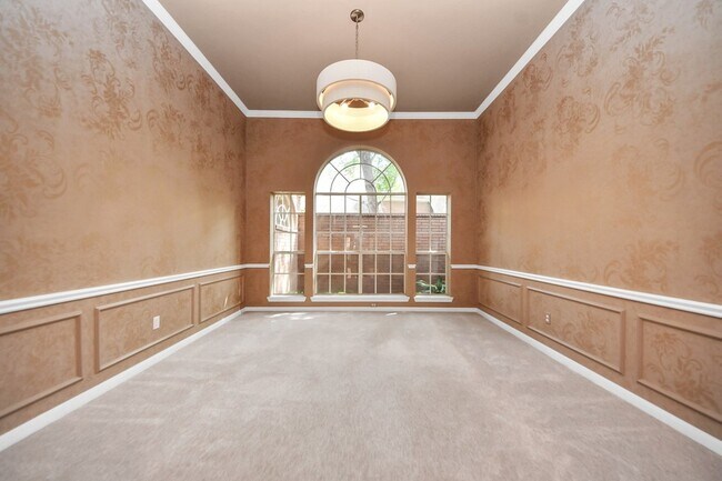 Building Photo - 39 Wild Meadow Ct