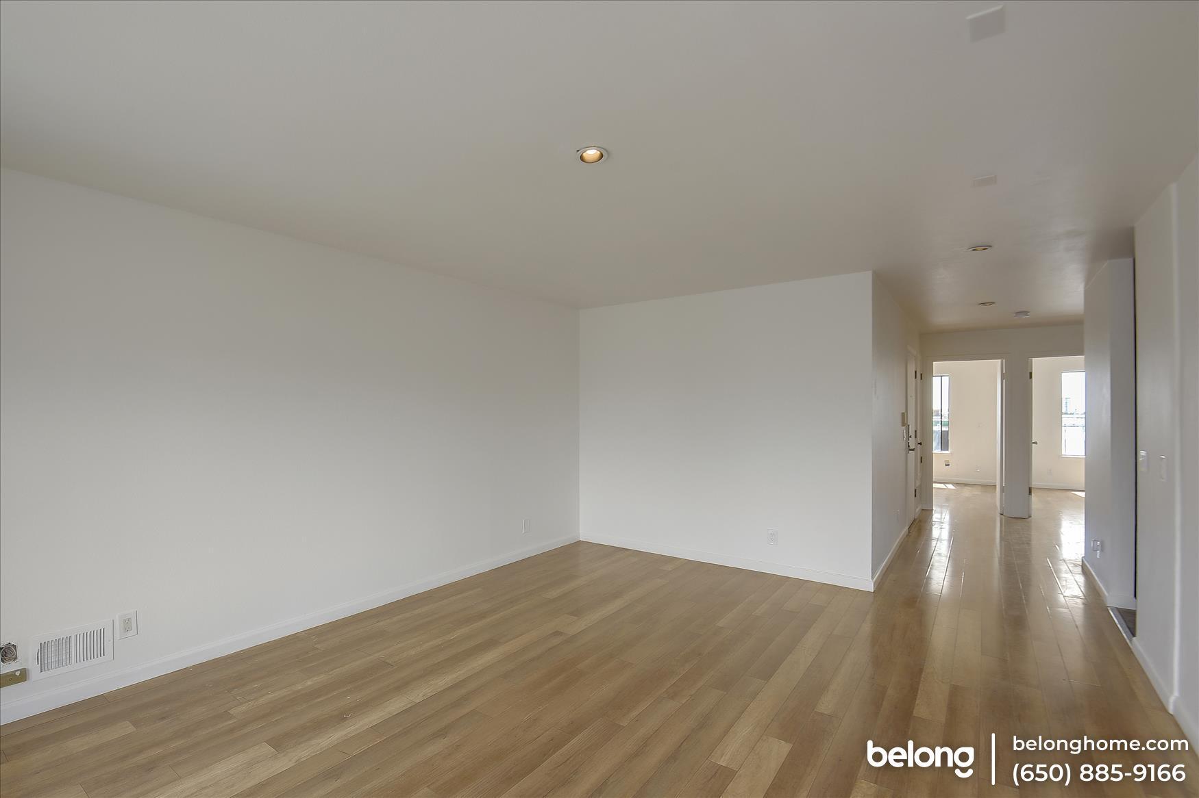 Building Photo - 1475 Hawes St