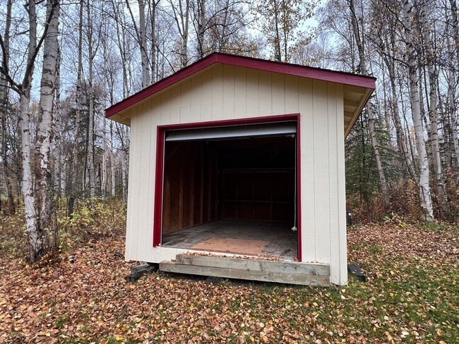 Building Photo - Prime Location in Wasilla
