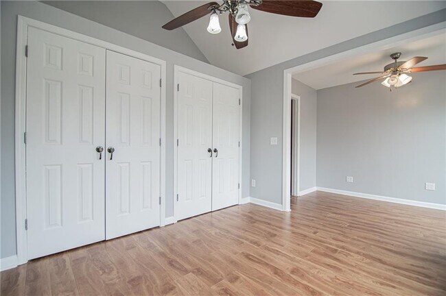 Building Photo - 1790 Tuftstown Ct