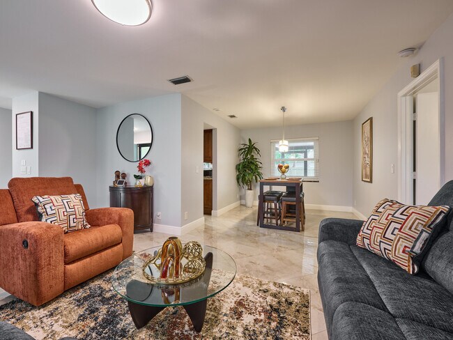 Building Photo - 1267 Summerwood Cir