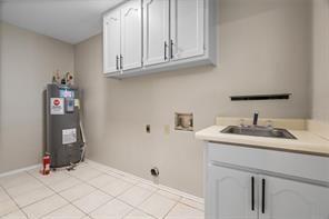 Building Photo - 30 Crestwood Dr