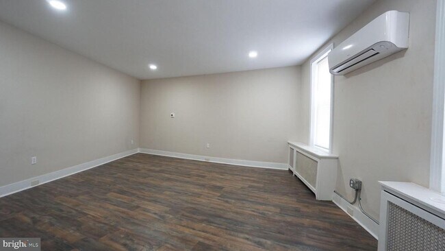 Building Photo - 104 Bethlehem Pike