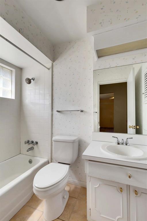 Building Photo - 2609 Richcreek Rd