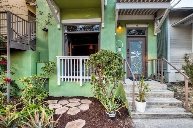 Building Photo - 1914 E 4th Ave