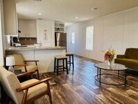 Building Photo - 128 Los Platanos St