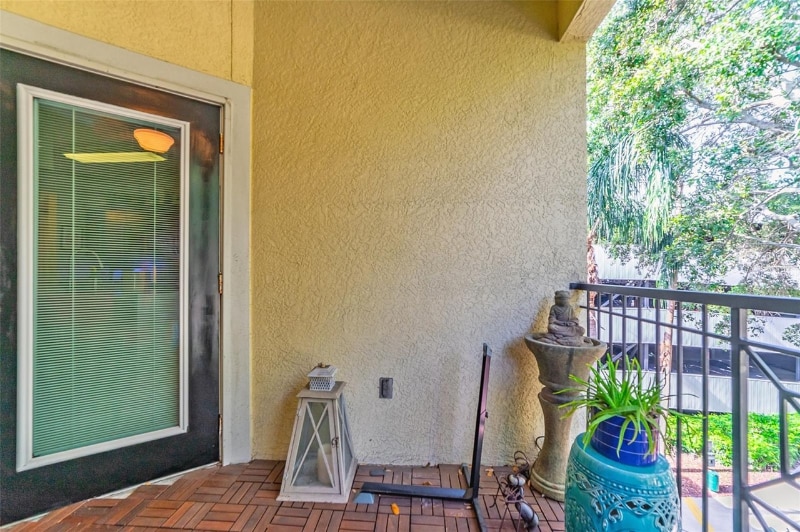 Building Photo - 1910 E Palm Ave