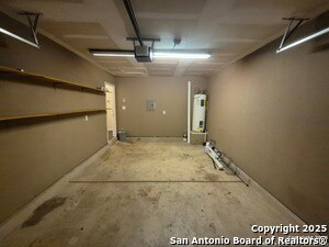 Building Photo - 6107 Ironmill Creek