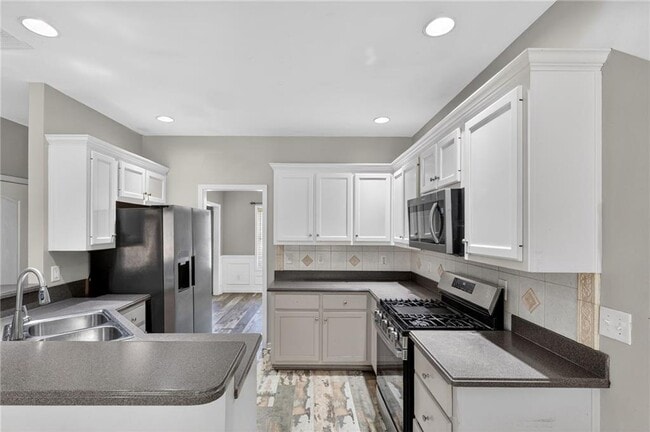 Building Photo - 1136 Mason Lee Ave SE