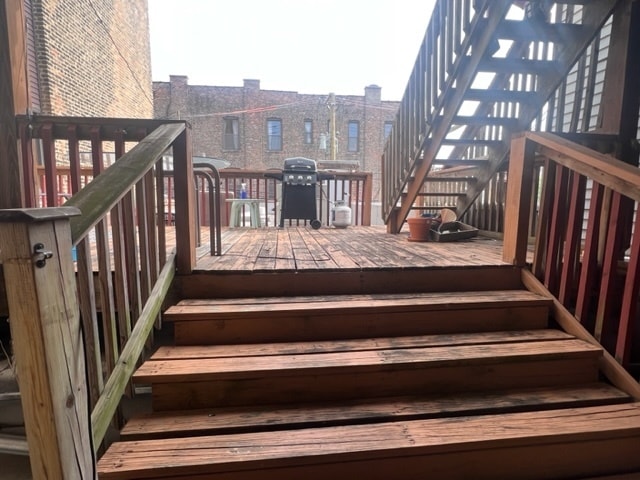 Building Photo - 2303 W North Ave