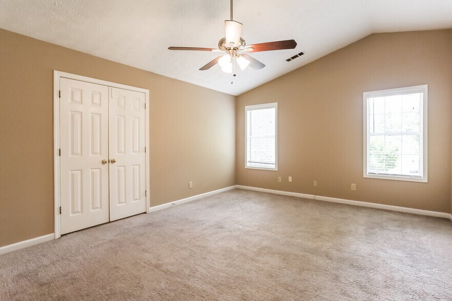 Building Photo - 4516 Legend Hollow Ln
