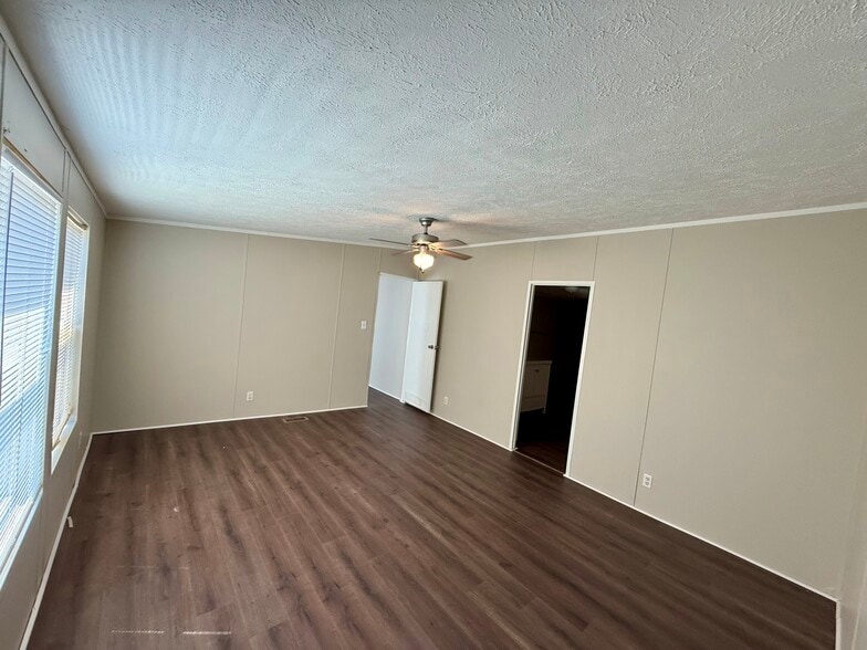 Building Photo - 89 Easler Hwy