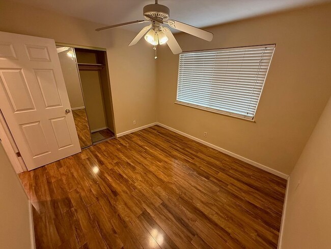 Building Photo - 106 Almanor Dr