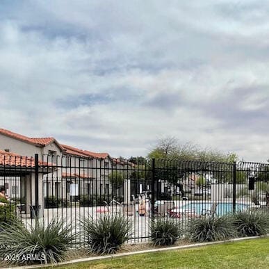 Building Photo - 1961 N Hartford St